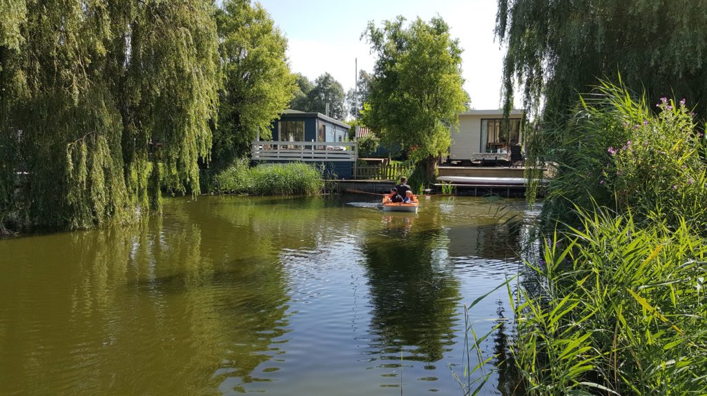 chalet-gestrand-huren-in-makkum-stacaravan-v6